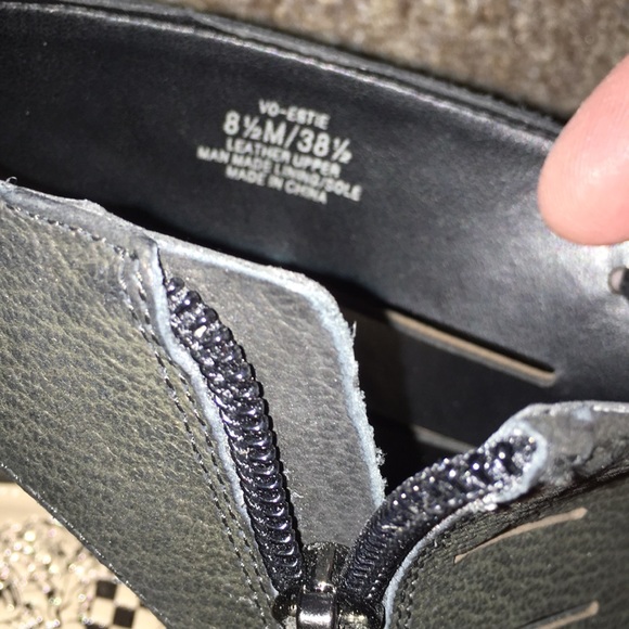 ♣️NWT Vince Camuto Genuine Leather Lace Up Booties - Picture 5 of 5